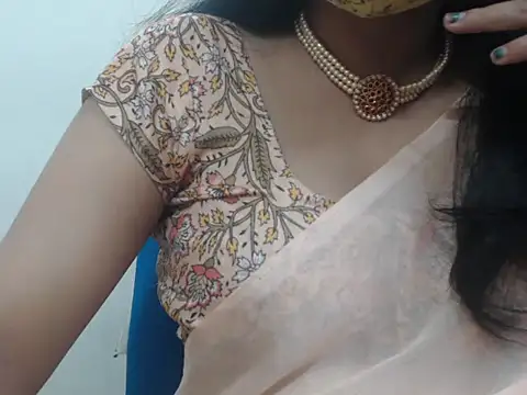 Lovely Siri 23 online show from 02/11/26, 05:45