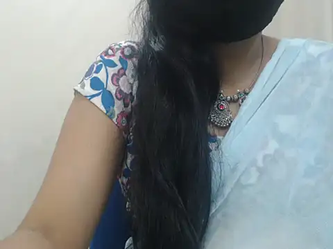 Snapshot of Lovely_Siri_23 chatting on 05/01/26, 03:55 Lovely Siri 23 online show from 05/01/26, 03:55