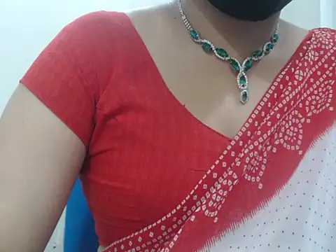 Snapshot of Lovely_Siri_23 chatting on 06/20/26, 07:44 Lovely Siri 23 online show from 06/20/26, 07:44
