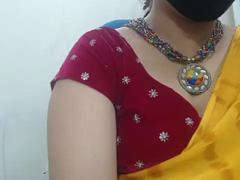 Snapshot of Lovely_Siri_23 chatting on 07/10/26, 05:37 Lovely Siri 23 online show from 07/10/26, 05:37