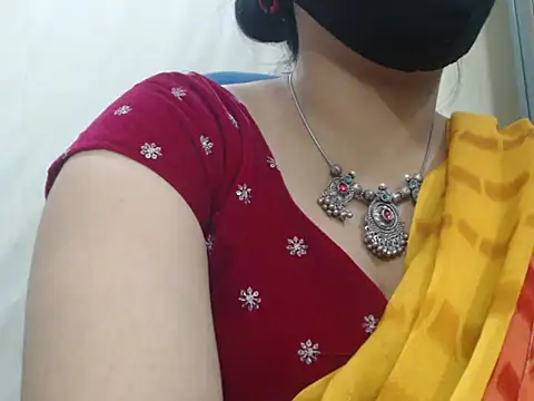 Snapshot of Lovely_Siri_23 chatting on 07/21/26, 05:48 Lovely Siri 23 online show from 07/21/26, 05:48