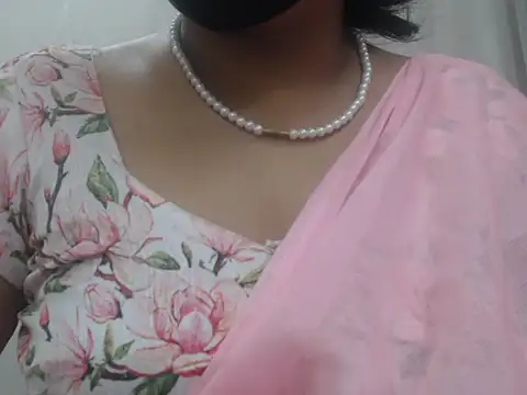 Snapshot of Lovely_Siri_23 chatting on 07/26/26, 07:04 Lovely Siri 23 online show from 07/26/26, 07:04