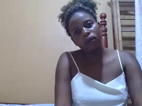 sweetbabra1 online show from 02/25/25, 04:24