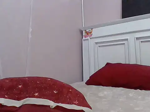 Snapshot of sweet-fancy chatting on 06/04/26, 05:19 sweet-fancy online show from 06/04/26, 05:19