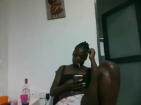 Snapshot of NAUGHTY__EBONY chatting on 05/24/26, 06:35 NAUGHTY EBONY online show from 05/24/26, 06:35