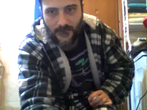 Snapshot of coppiasenzacensura chatting on 12/12/24, 06:25 coppiasenzacensura online show from 12/12/24, 06:25