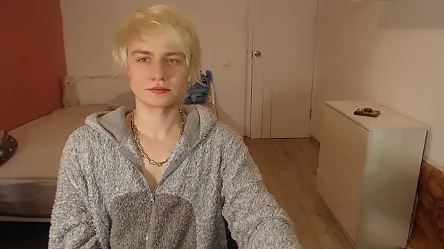 Oliver sweet  online show from 01/17/26, 01:43