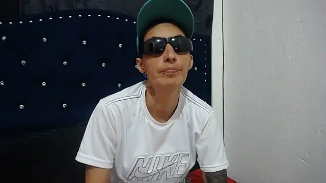 anyu1306 online show from 12/11/24, 05:53