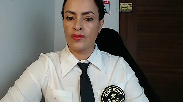 Snapshot of susana07 chatting on 04/15/26, 11:06 susana07 online show from 04/15/26, 11:06