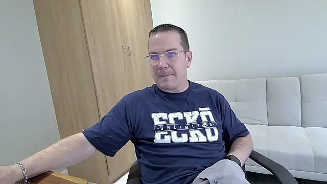 BrettJ81 online show from 01/18/25, 11:21