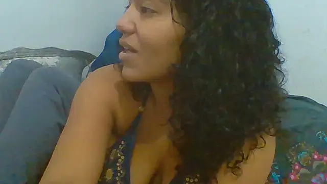 Snapshot of savanahottie chatting on 06/19/26, 07:23 savanahottie online show from 06/19/26, 07:23