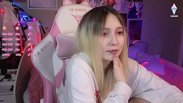 Evie Ro online show from 12/15/24, 11:20