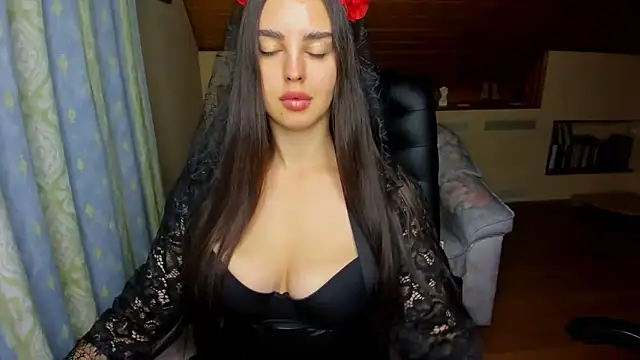 Snapshot of Yummy_Kate chatting on 10/31/25, 06:58 Yummy Kate online show from 10/31/25, 06:58