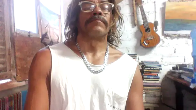 Snapshot of kvr27 chatting on 06/26/26, 12:20 kvr27 online show from 06/26/26, 12:20