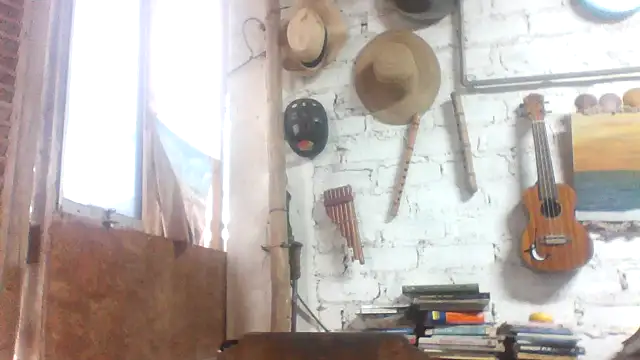 Snapshot of kvr27 chatting on 07/17/26, 12:01 kvr27 online show from 07/17/26, 12:01