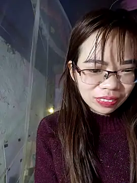   Mai-love19   online show from 03/06/25, 11:31