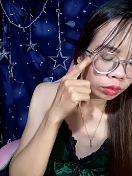   Mai-love19   online show from 10/19/25, 01:01