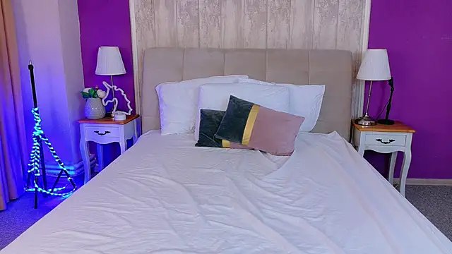 Snapshot of BrianaJoy chatting on 02/12/26, 05:57 BrianaJoy online show from 02/12/26, 05:57