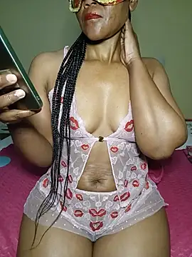 BabySweetDee online show from 06/18/26, 08:47