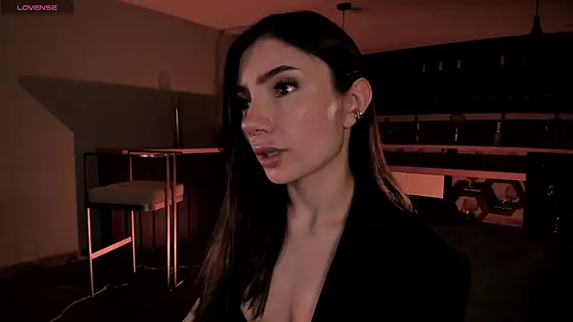 AmyArmstrong online show from 03/13/25, 01:43