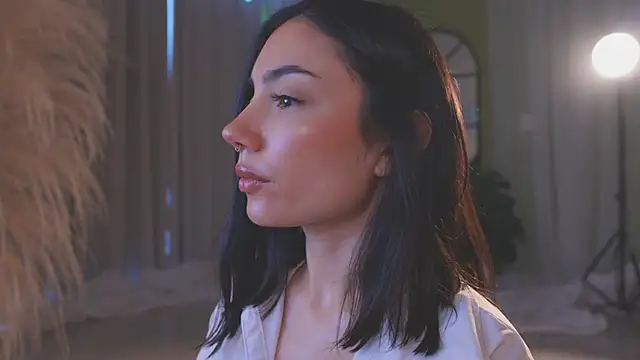 AmyArmstrong online show from 12/02/25, 09:10