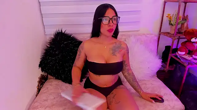 Snapshot of Gypsie_velvet1 chatting on 02/09/26, 09:19 Gypsie velvet1 online show from 02/09/26, 09:19