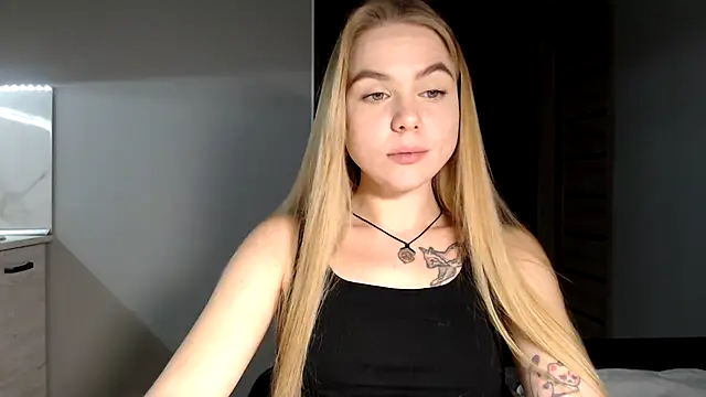 Snapshot of Sunbeam_ chatting on 12/19/24, 09:49 Sunbeam online show from 12/19/24, 09:49