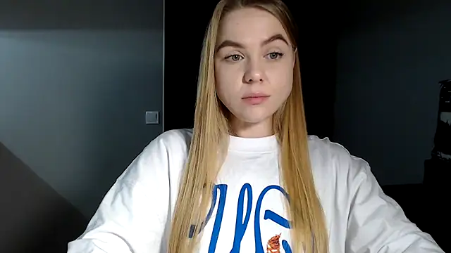 Snapshot of Sunbeam_ chatting on 02/05/25, 11:39 Sunbeam online show from 02/05/25, 11:39