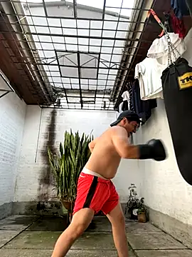 Snapshot of oliver_price1 chatting on 10/02/25, 07:21 oliver price1 online show from 10/02/25, 07:21