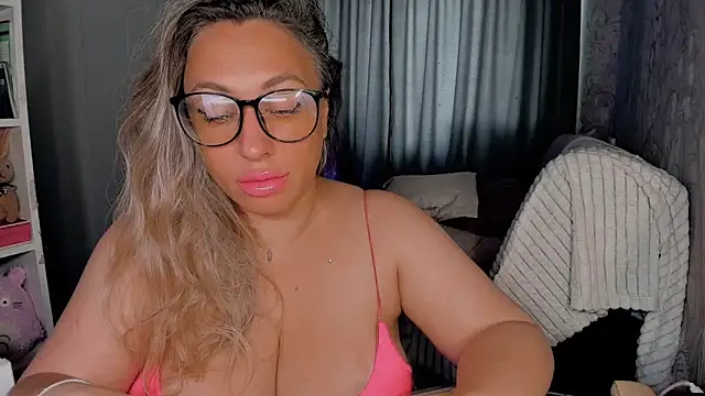 CumOnMy Tits online show from 10/11/25, 01:38