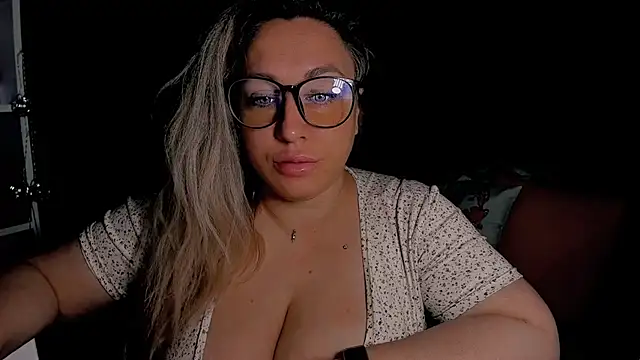 CumOnMy Tits online show from 04/29/26, 01:21