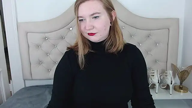 LaraDream online show from 01/20/25, 10:15