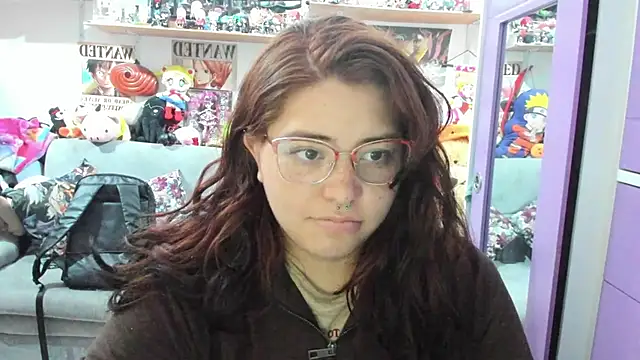Snapshot of soficammy chatting on 10/18/25, 09:37 soficammy online show from 10/18/25, 09:37