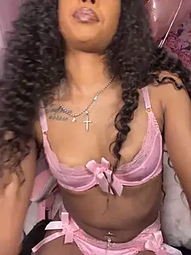 Snapshot of mismialove chatting on 02/14/26, 07:49 mismialove online show from 02/14/26, 07:49