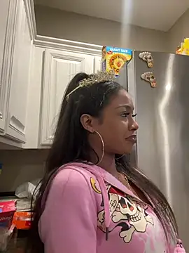 mismialove online show from 06/24/26, 06:23