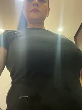 sofia xxx02 online show from 05/12/26, 12:02