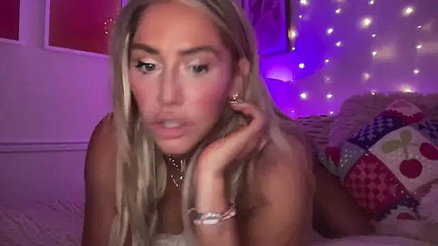 Fitnessbabe69 online show from 06/14/26, 11:23