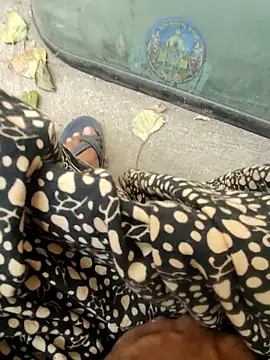 Snapshot of Kolkata___Boy chatting on 02/23/25, 08:17 Kolkata Boy online show from 02/23/25, 08:17