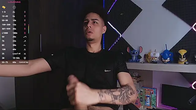 bigryann23 online show from 03/18/26, 04:21