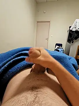 chococr2 online show from 10/12/25, 08:52