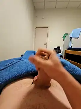 chococr2 online show from 11/26/25, 11:17