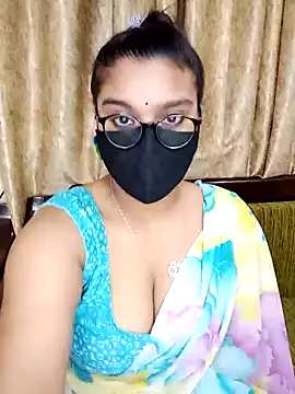 Snapshot of Jasmine_jaaan chatting on 03/07/25, 04:35 Jasmine jaaan online show from 03/07/25, 04:35