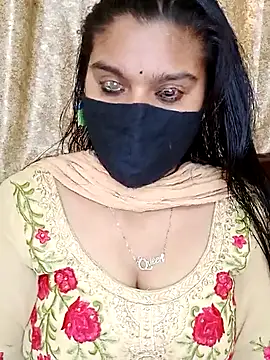 Snapshot of Jasmine_jaaan chatting on 03/22/25, 10:17 Jasmine jaaan online show from 03/22/25, 10:17