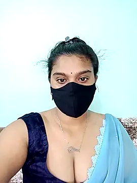 Snapshot of Jasmine_jaaan chatting on 09/13/25, 04:45 Jasmine jaaan online show from 09/13/25, 04:45