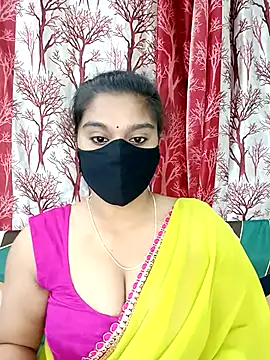 Snapshot of Jasmine_jaaan chatting on 11/13/25, 04:33 Jasmine jaaan online show from 11/13/25, 04:33