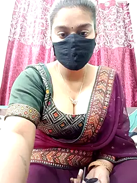 Snapshot of Jasmine_jaaan chatting on 01/19/26, 04:49 Jasmine jaaan online show from 01/19/26, 04:49